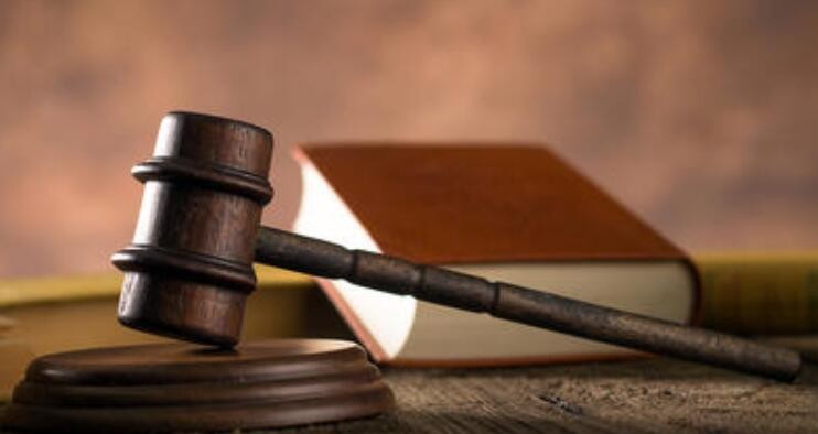 政法:赵克志与柬埔寨副首相兼内政大臣萨肯共同出席